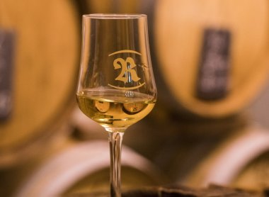 Grappa grappaglas_c_hannesrohrer.jpg